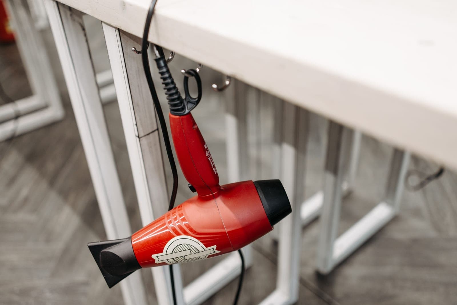 A clothes dryer power plug and cord